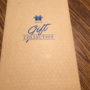 Avon Gift Collection Avon Vanity Tray Mirror